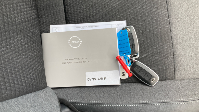 Nissan Qashqai 1.3 DiG-T MH 158 N-Connecta 5dr Petrol Hatchback